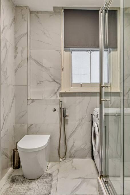 Cosy 2Br Retreat Near Paddington Station Apartamento Londres Exterior foto