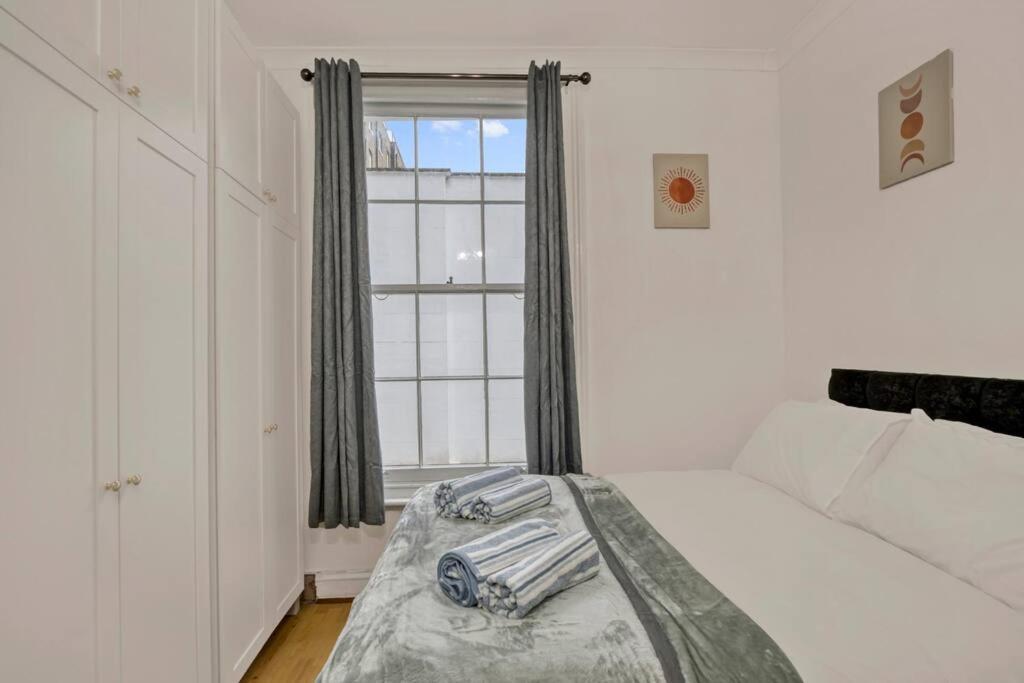 Cosy 2Br Retreat Near Paddington Station Apartamento Londres Exterior foto